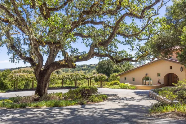 $5,680,000 | 5 VÃa Vaquera, Carmel, CA 93923