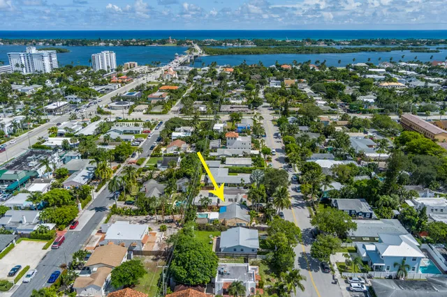 $3,500 | 341 Nottingham Boulevard, West Palm Beach, FL 33405