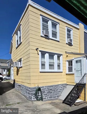 $265,000 | 105 North Fairview Avenue, Upper Darby, PA 19082
