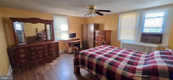 $265,000 | 105 North Fairview Avenue, Upper Darby, PA 19082