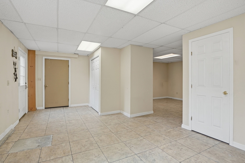 23 Oakmont Street Webster, MA 01570 - Photo 32 of 40