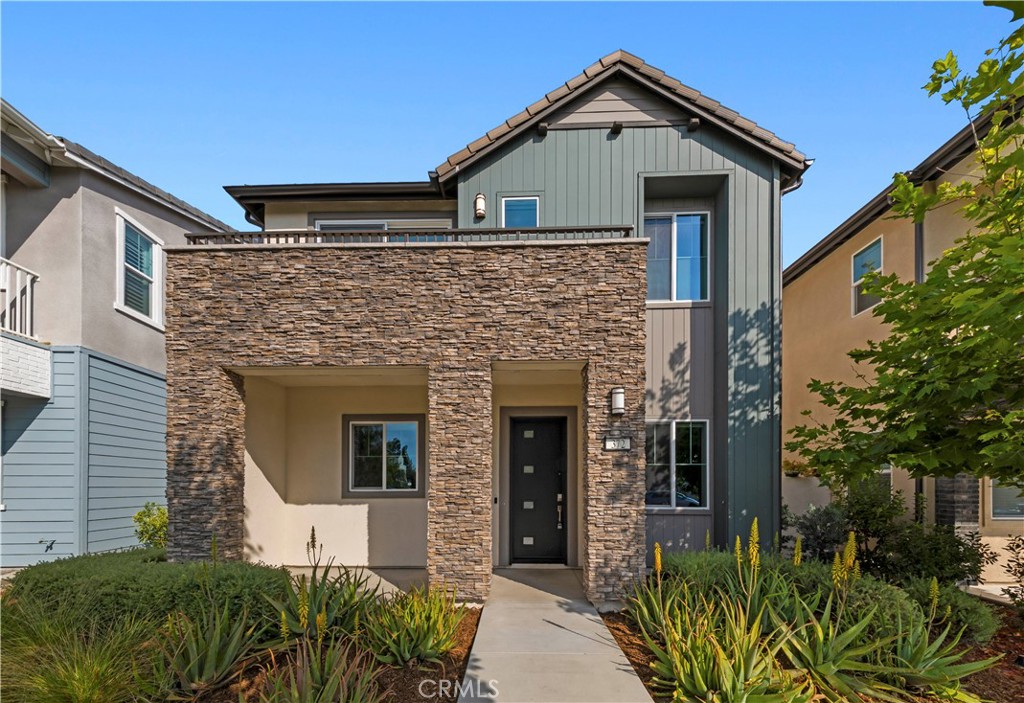 372 Baluster Irvine, CA 92618 - Photo 1 of 36