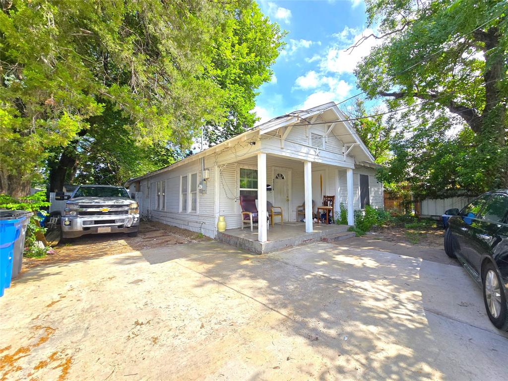 2714 Lenway Street Dallas, TX 75215 - Photo 1 of 16