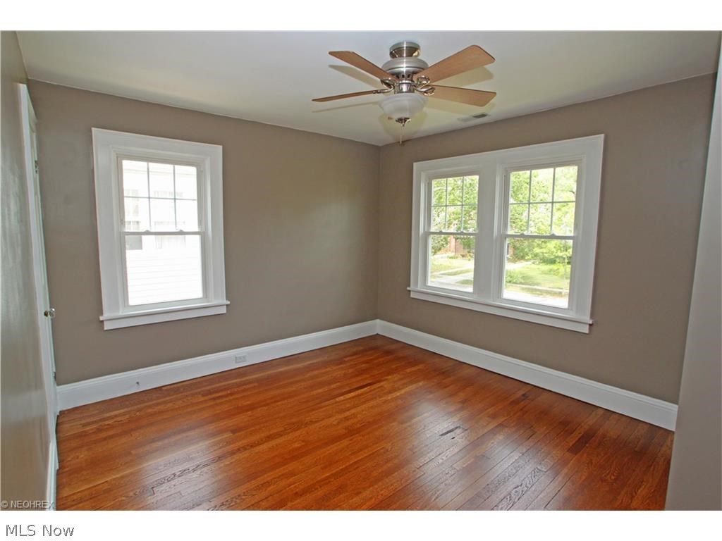 3280 Stockholm Road Cleveland, OH 44120 - Photo 24 of 35