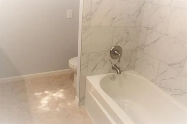 $3,000 | 12625 Memorial Drive, Unit 127, Houston, TX 77024