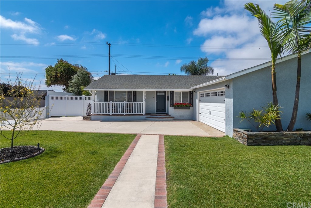 5352 Edinger Avenue Huntington Beach, CA 92649 - Photo 2 of 42