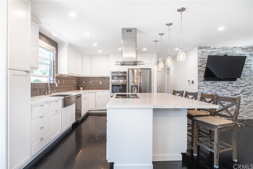 5352 Edinger Avenue Huntington Beach, CA 92649 - Photo 13 of 42