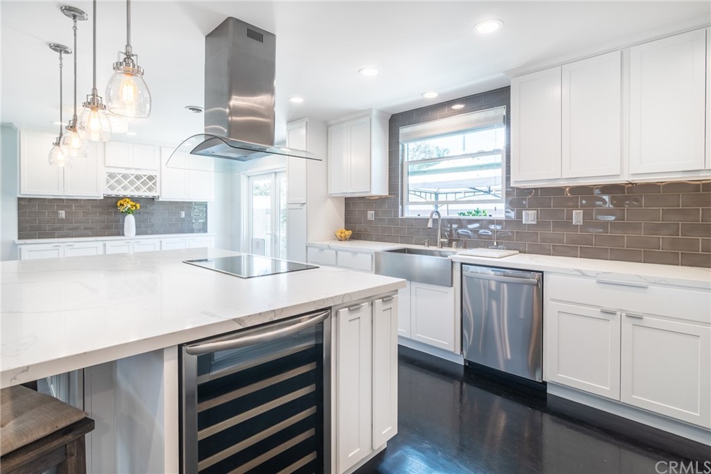 5352 Edinger Avenue Huntington Beach, CA 92649 - Photo 14 of 42 Built in beverage Fridge in Island