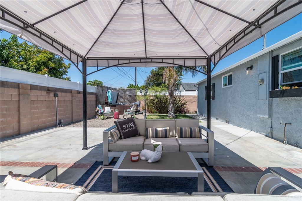 5352 Edinger Avenue Huntington Beach, CA 92649 - Photo 28 of 42