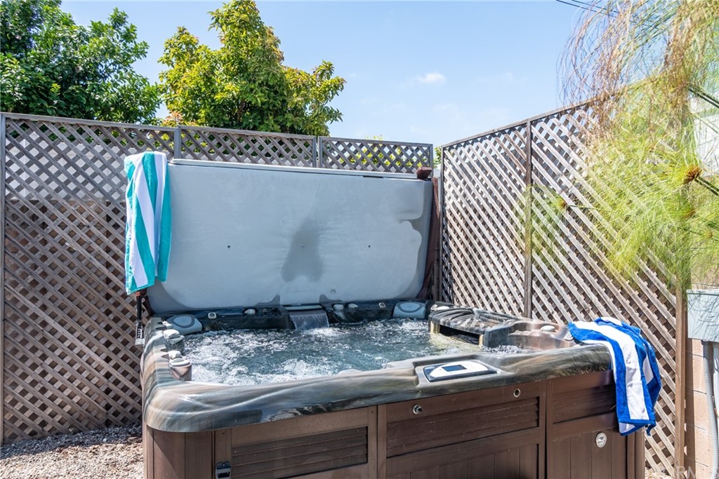 5352 Edinger Avenue Huntington Beach, CA 92649 - Photo 32 of 42 Retractable Jacuzzi Enclosure