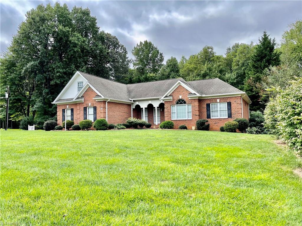 210 Spring Ridge Road Rural Hall, NC 27045 - Photo 3 of 41