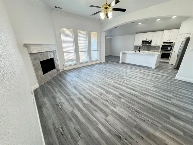 $2,700 | 910 Cutting Horse Drive, Mansfield, TX 76063