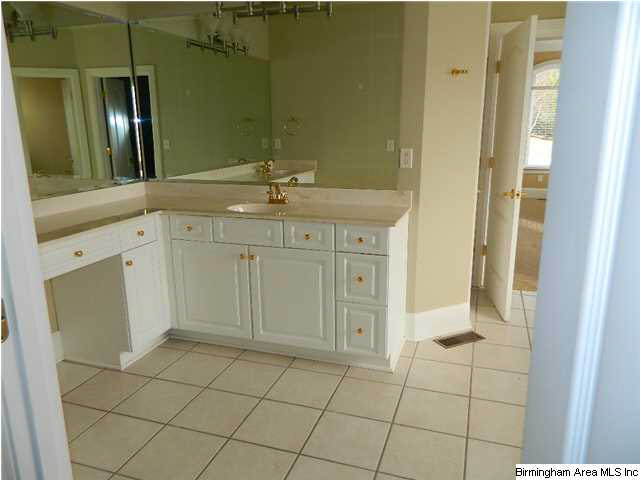 605 High Field Road Tuscaloosa, AL 35405 - Photo 8 of 9