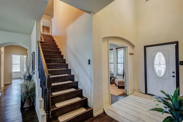 $500,000 | 936 Bending Oak Drive, Cedar Hill, TX 75104