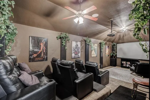 $500,000 | 936 Bending Oak Drive, Cedar Hill, TX 75104