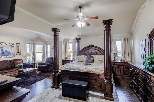 $500,000 | 936 Bending Oak Drive, Cedar Hill, TX 75104
