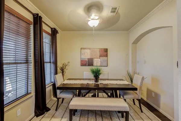 $500,000 | 936 Bending Oak Drive, Cedar Hill, TX 75104