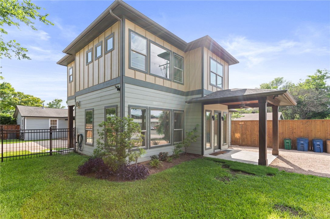 5516 Link Avenue Austin, TX 78751 - Photo 1 of 1