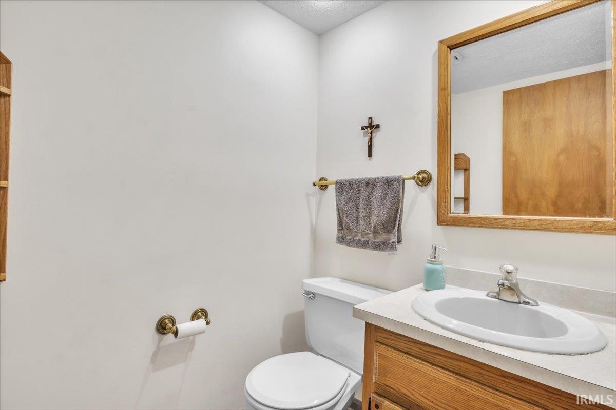 7500 Tyring Road Newburgh, IN 47630 - Photo 13 of 28