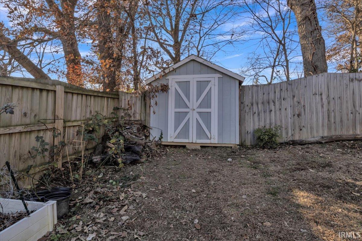 7500 Tyring Road Newburgh, IN 47630 - Photo 27 of 28