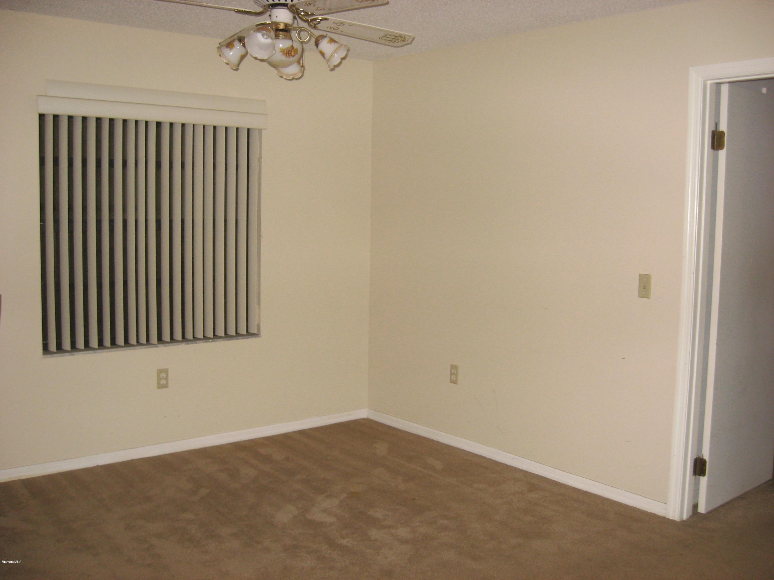 285 Abalone Road Northwest Palm Bay, FL 32907 - Photo 3 of 15 Dining Room