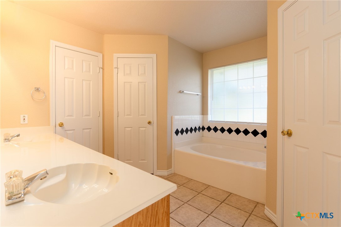 3163 Lomas Rodando Calzada Road Kempner, TX 76539 - Photo 15 of 27