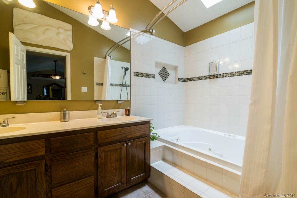 2824 Briar Ridge Drive Charlotte, NC 28270 - Photo 14 of 24