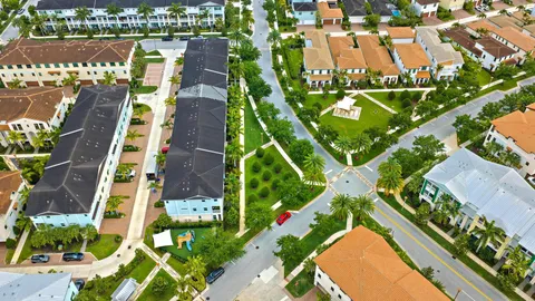 $775,000 | 7085 Edison Place, Palm Beach Gardens, FL 33418