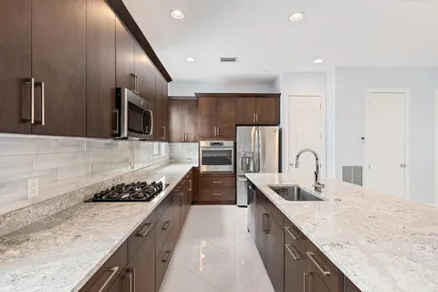 $775,000 | 7085 Edison Place, Palm Beach Gardens, FL 33418