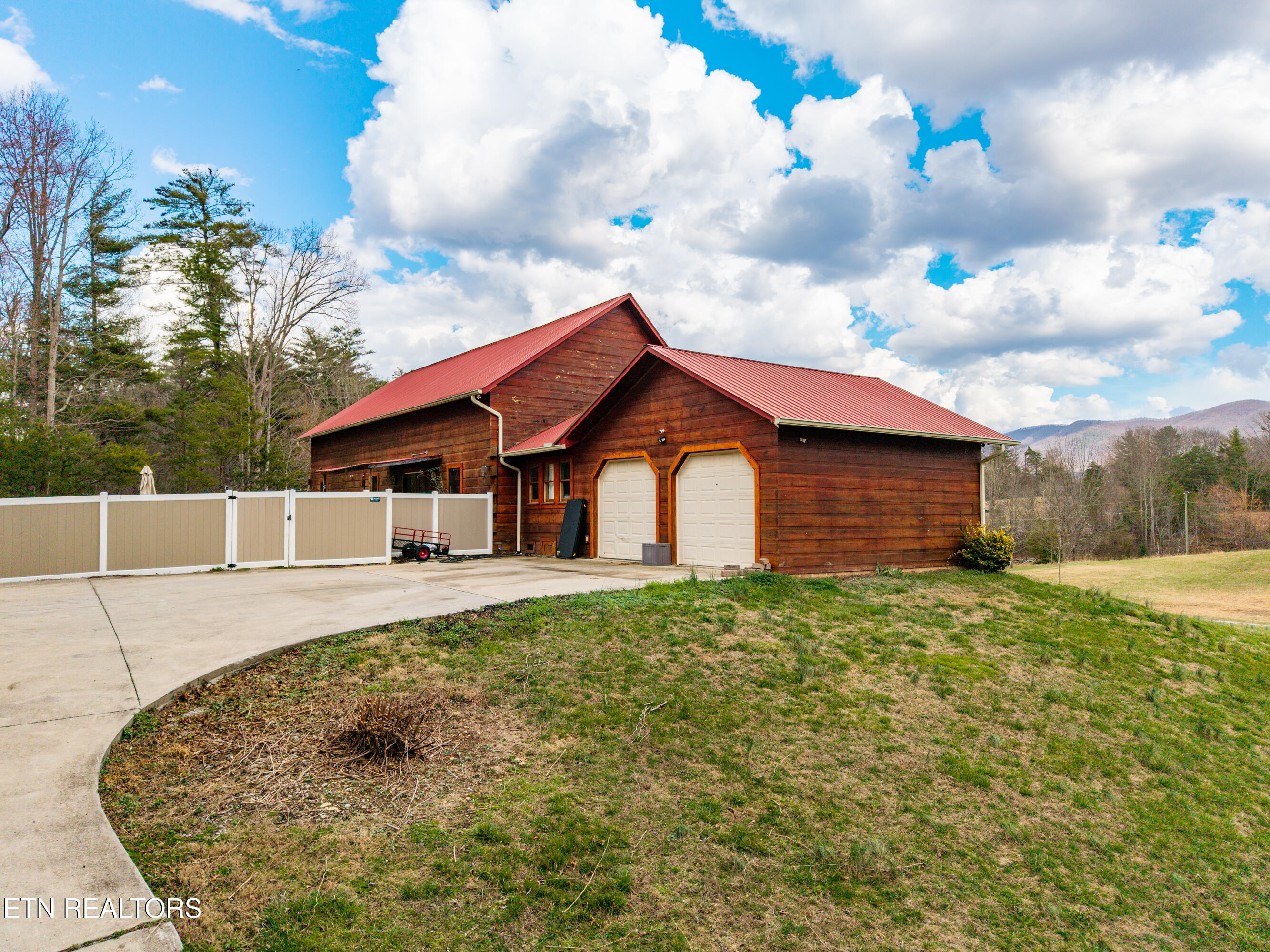 180 McJunkin Road Tellico Plains, TN 37385 - Photo 32 of 54 180McJunkinRd-10
