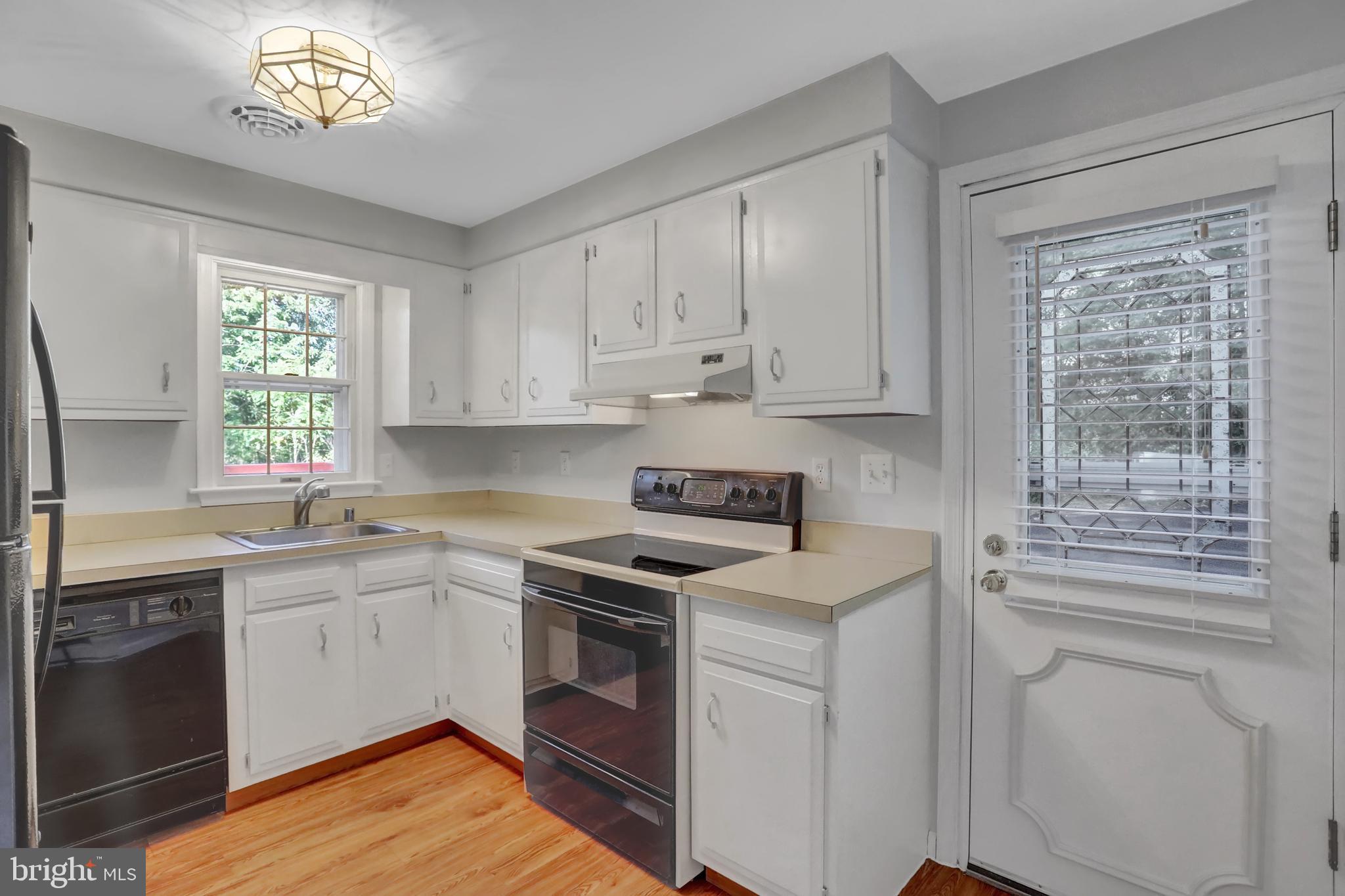 14608 Shirley Bohn Road Mount Airy, MD 21771 - Photo 19 of 50