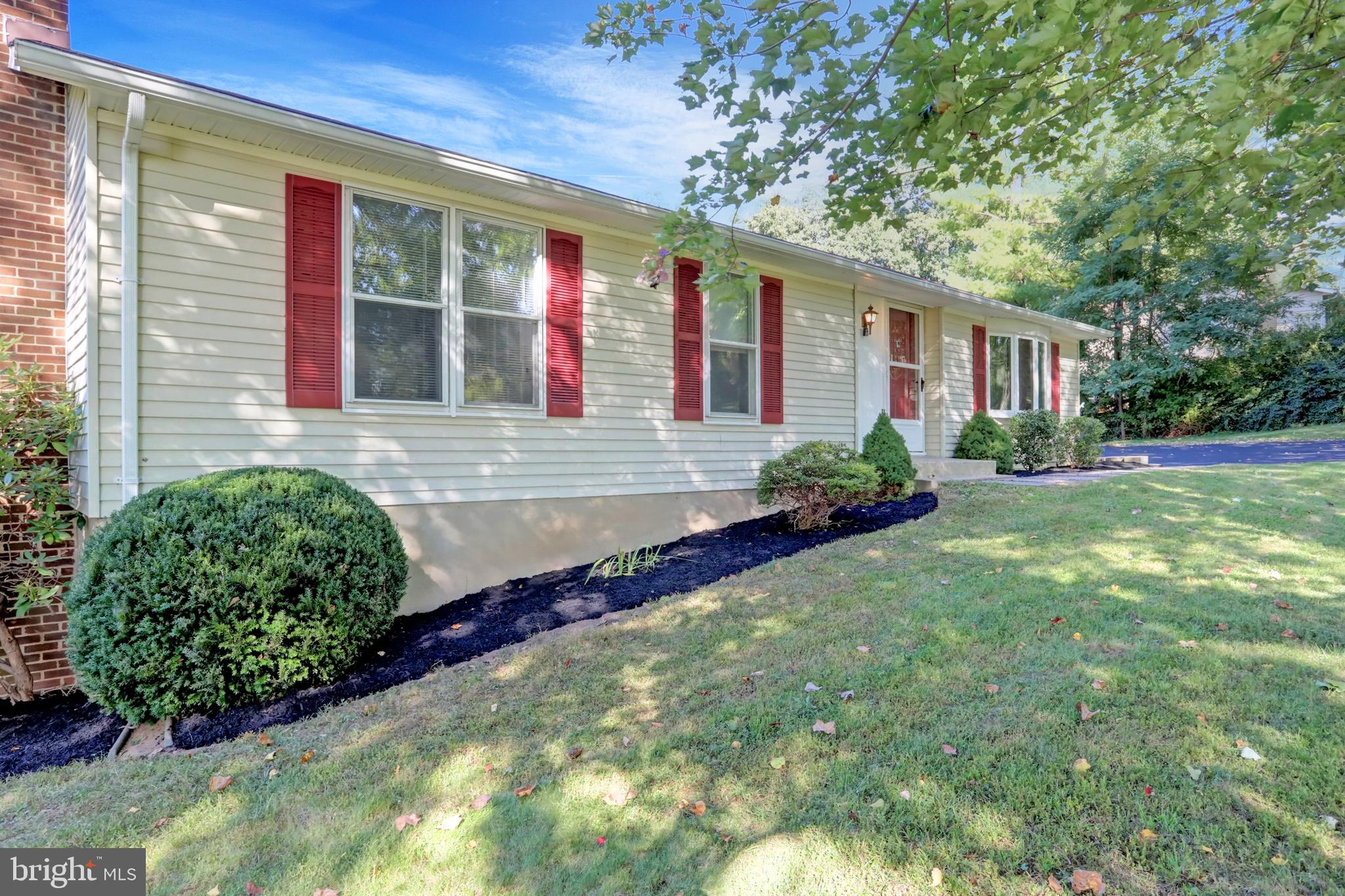 14608 Shirley Bohn Road Mount Airy, MD 21771 - Photo 6 of 50