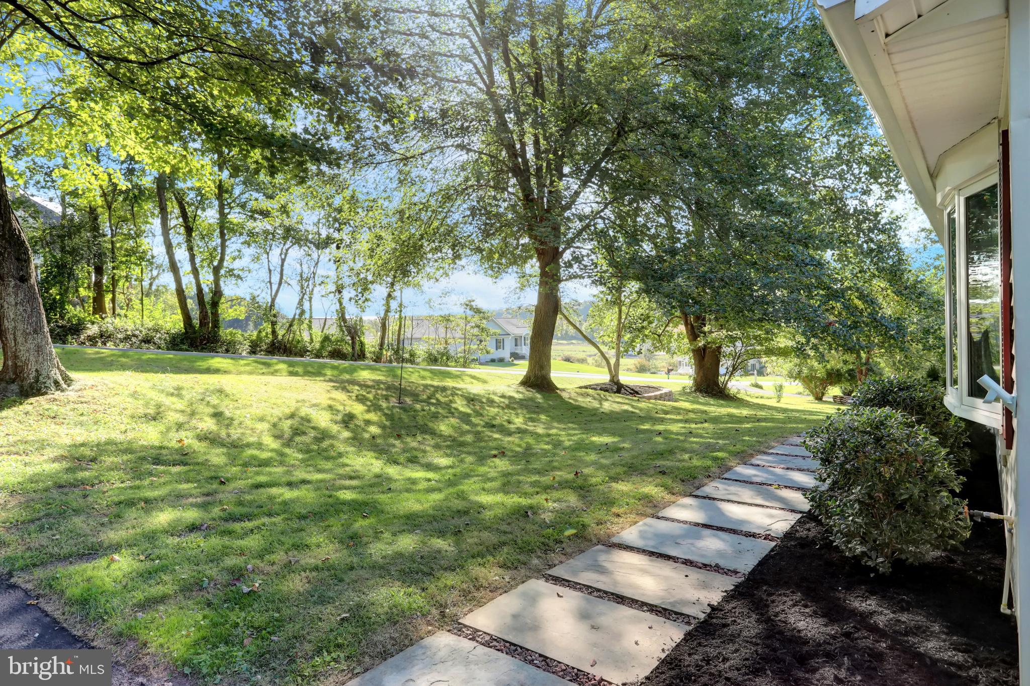 14608 Shirley Bohn Road Mount Airy, MD 21771 - Photo 9 of 50