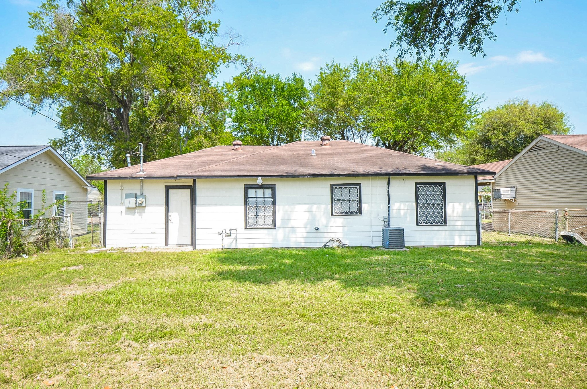 3914 Daphne Street Houston, TX 77021 - Photo 18 of 19