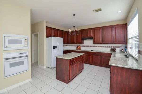 $3,200 | 20735 Fawnbrook Court, Katy, TX 77450