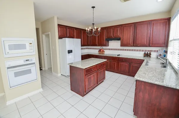 $3,200 | 20735 Fawnbrook Court, Katy, TX 77450