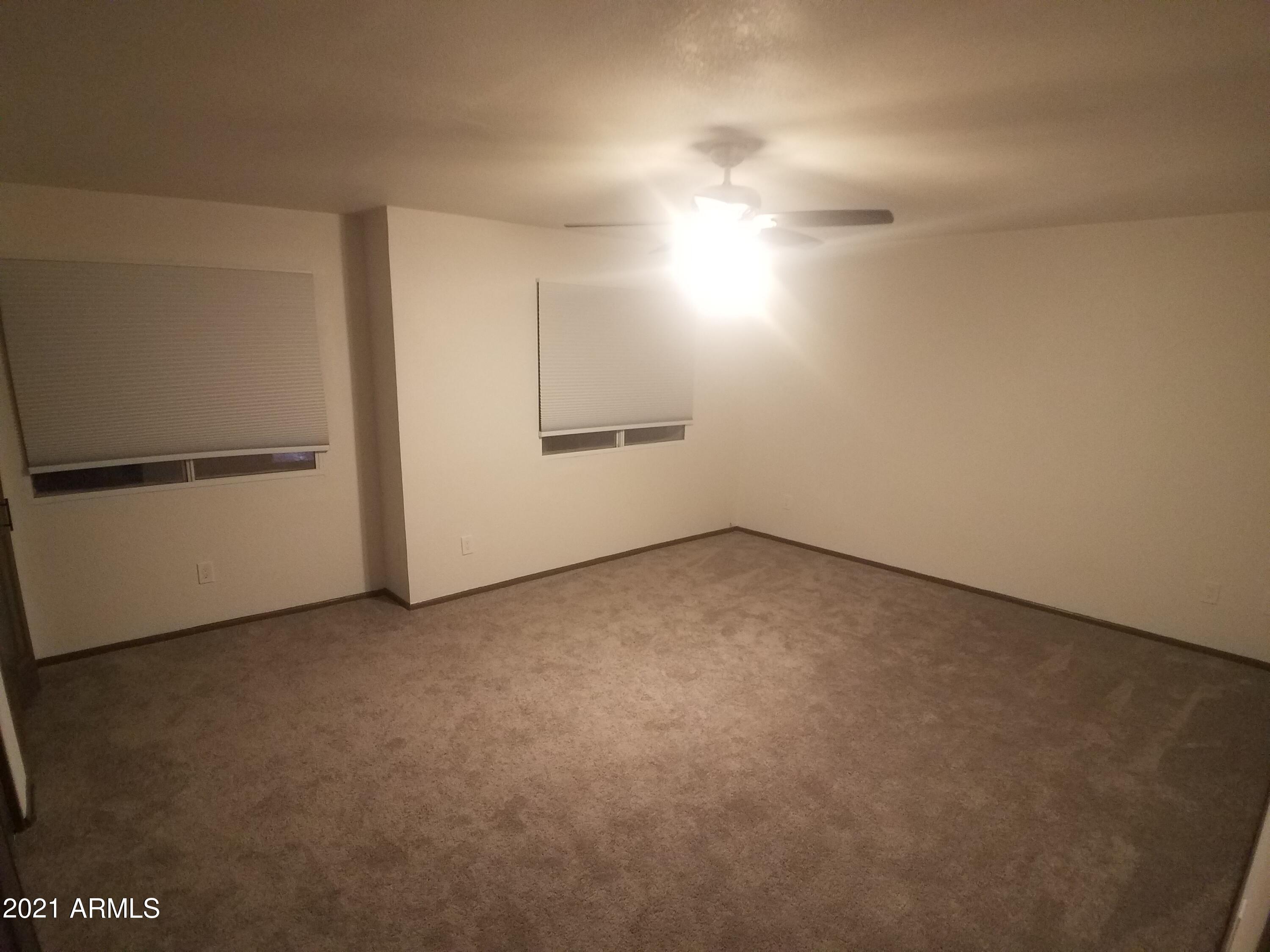 4404 East Riverside Street Phoenix, AZ 85040 - Photo 22 of 33 20211027_180435