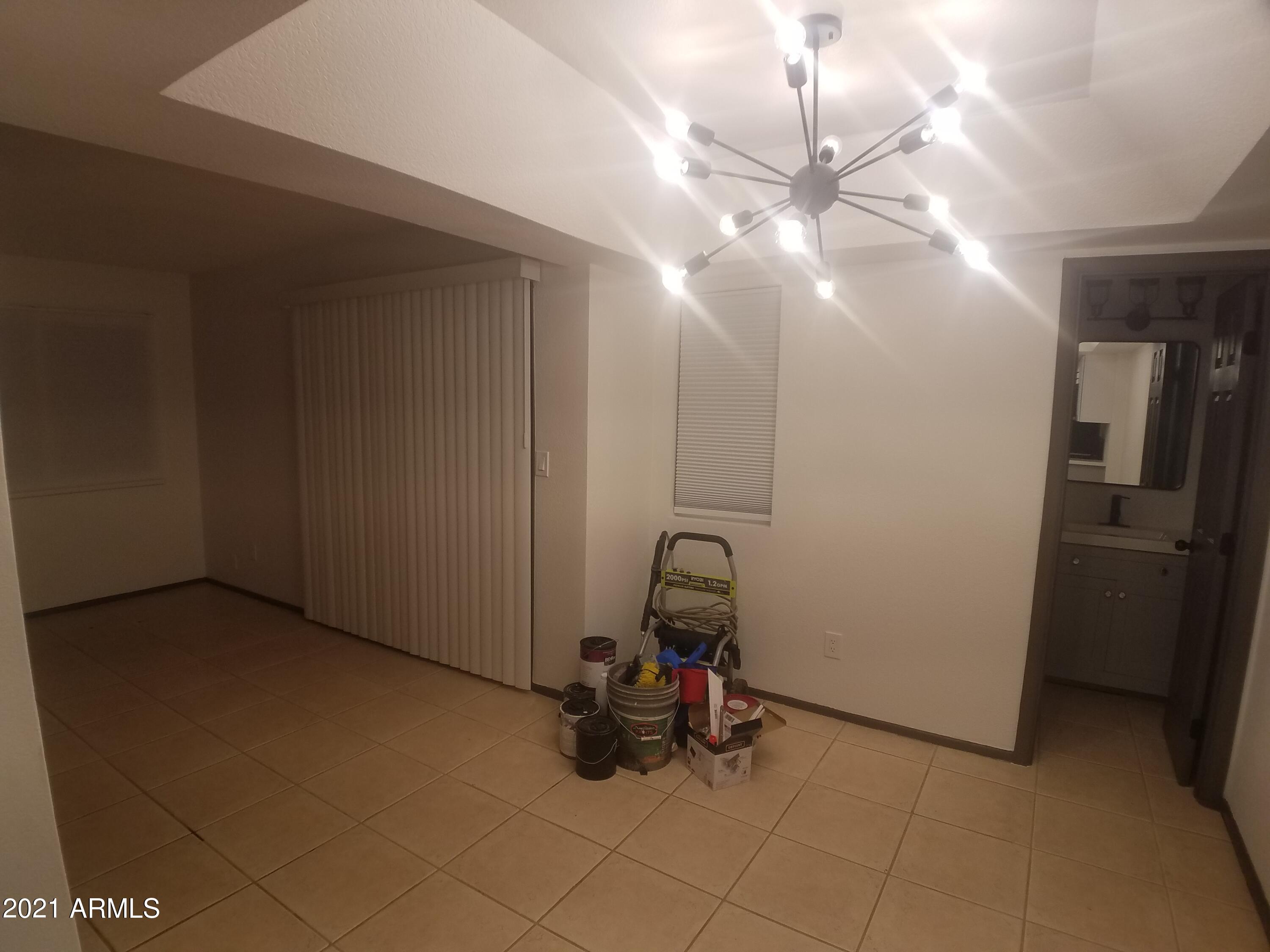4404 East Riverside Street Phoenix, AZ 85040 - Photo 10 of 33 20211027_180018