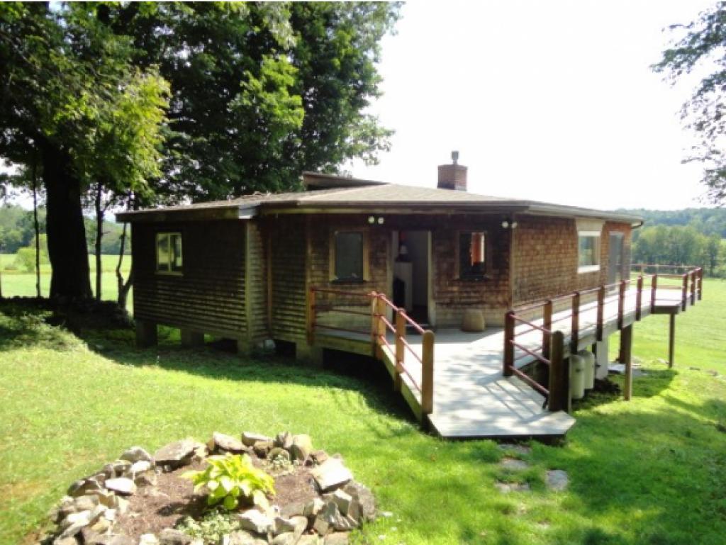 193 Fletcher Farm Road Hinesburg, VT 05461 - Photo 1 of 25 Gallery Image 1