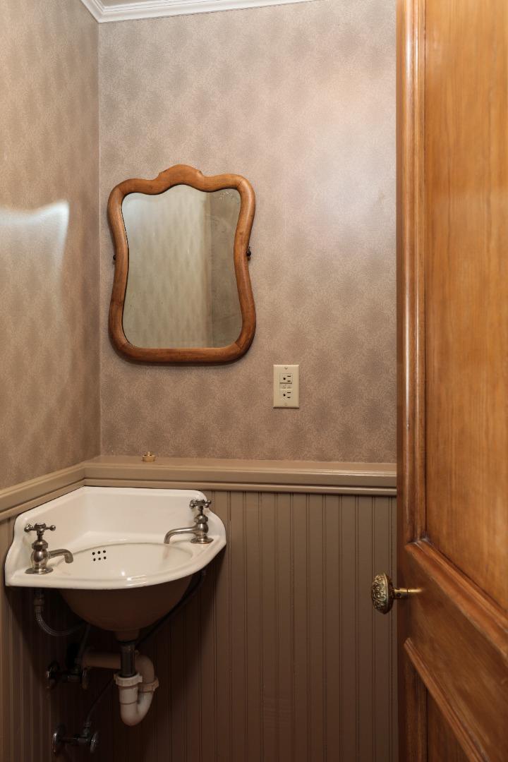 47 Bay Tree Lane Los Altos, CA 94022 - Photo 24 of 34 a bathroom with a sink and mirror