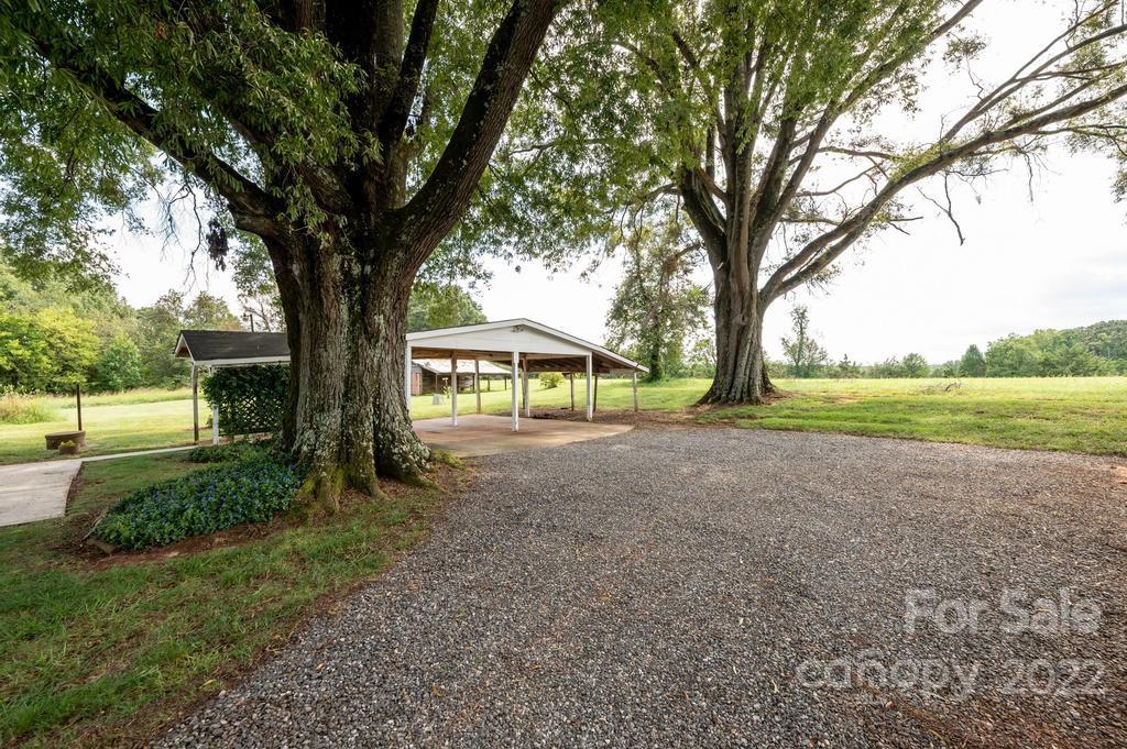 2681 Emmanuel Church Road Conover, NC 28613 - Photo 7 of 48 Gallery Image 7