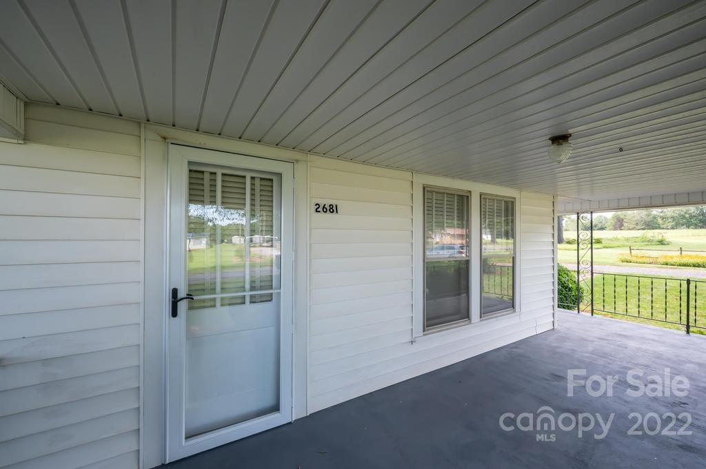 2681 Emmanuel Church Road Conover, NC 28613 - Photo 8 of 48 Gallery Image 8