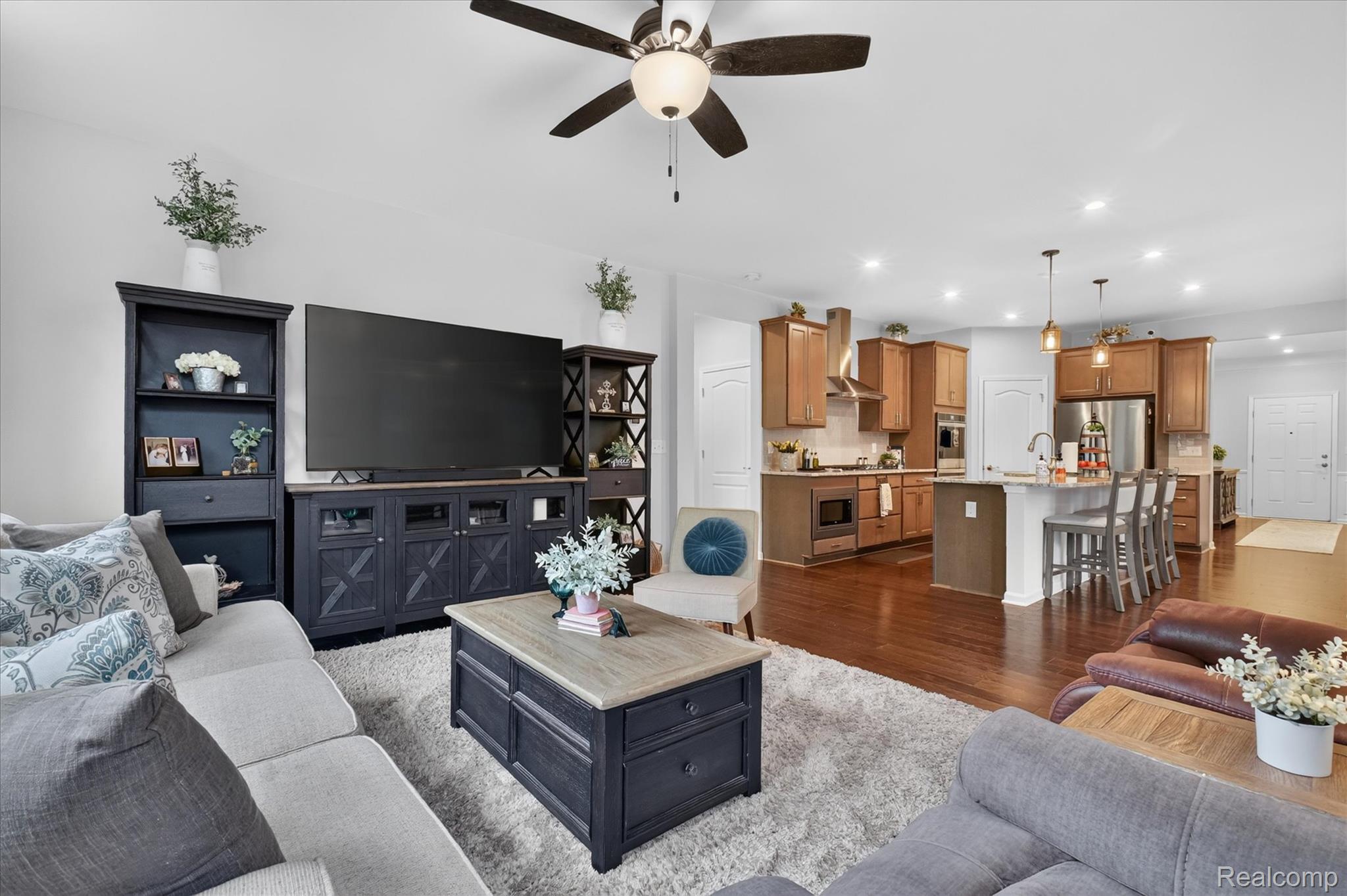 4795 Bingham Road Canton, MI 48188 - Photo 9 of 50 10-4795-Bingham-Rd-WindowStill.jpg