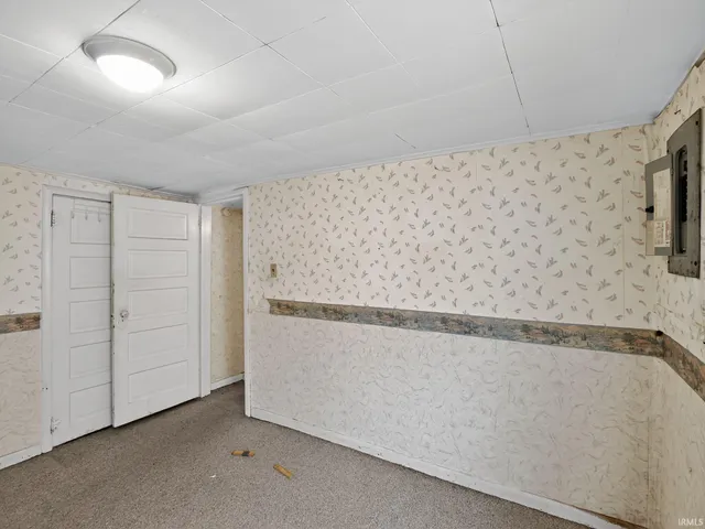 $69,900 | 916 North 13th Street, Vincennes, IN 47591