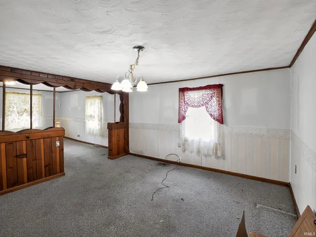 $69,900 | 916 North 13th Street, Vincennes, IN 47591