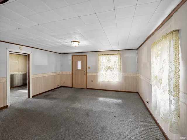 $69,900 | 916 North 13th Street, Vincennes, IN 47591