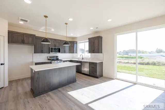 $464,900 | 556 Sydney Drive, Idaho Falls, ID 83401