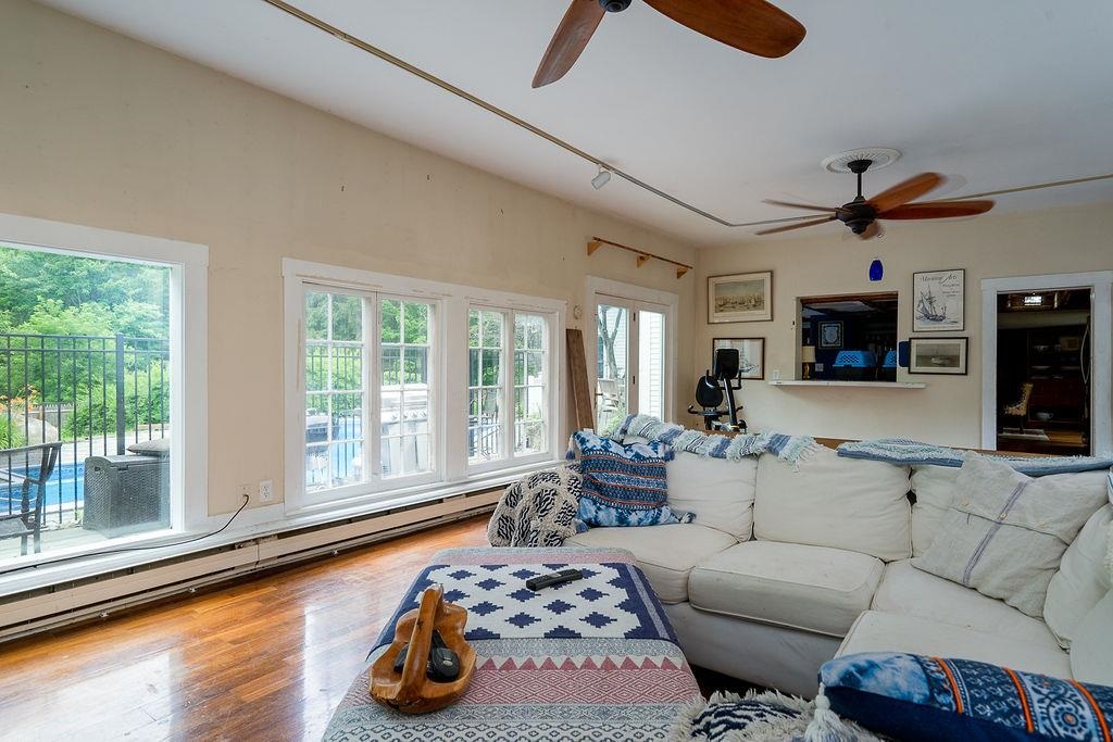 105 Kingston Road Exeter, NH 03833 - Photo 4 of 40