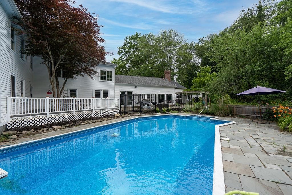 105 Kingston Road Exeter, NH 03833 - Photo 38 of 40