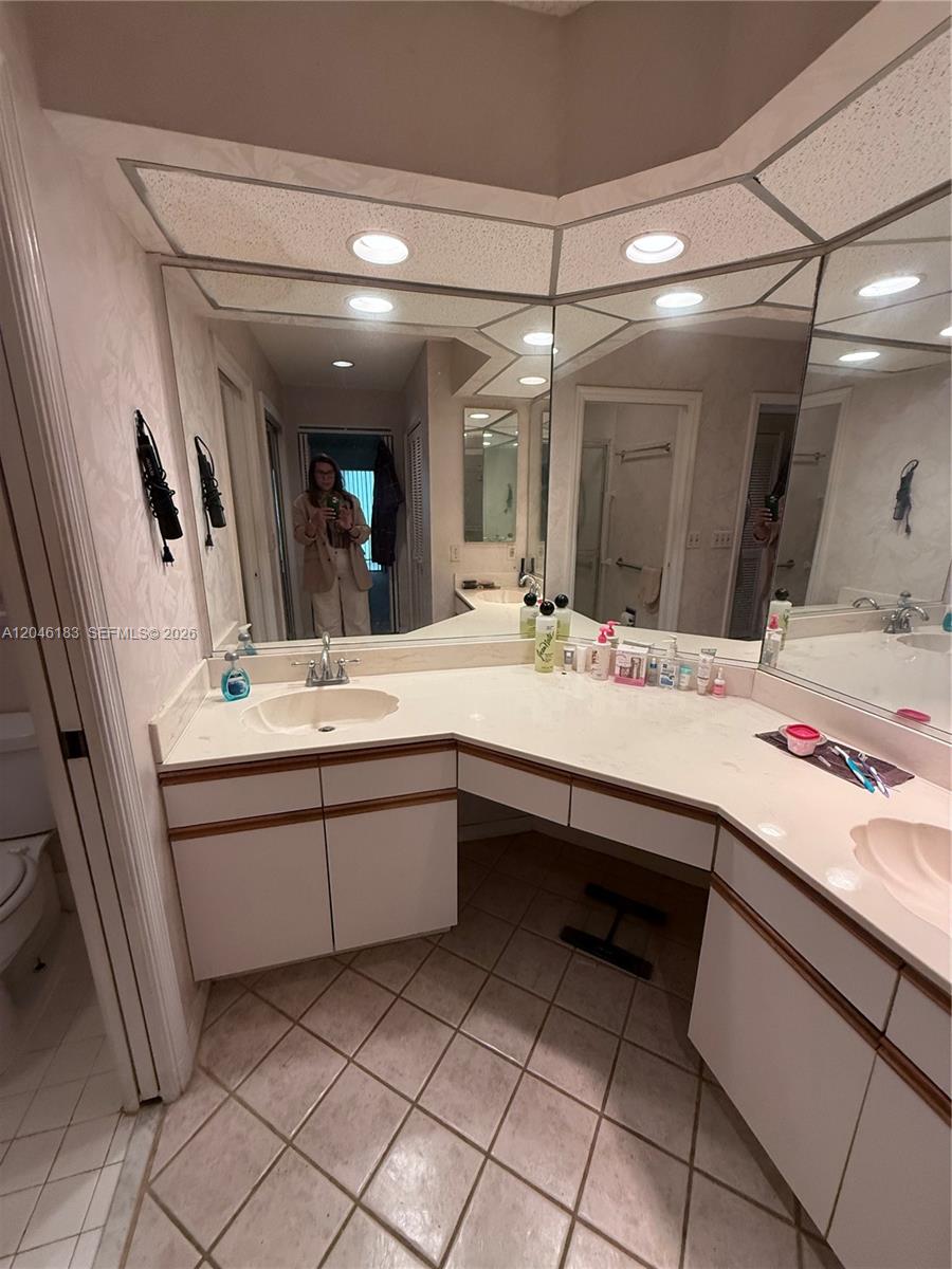 11185 Rios Road Boca Raton, FL 33498 - Photo 5 of 14